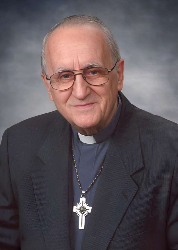 Mgr RÉAL CORRIVEAU, p.m.é.